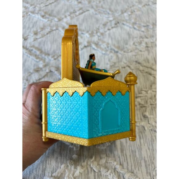 Disney Aladdin Musical Jewelry Box Toy - Picture 4 of 8